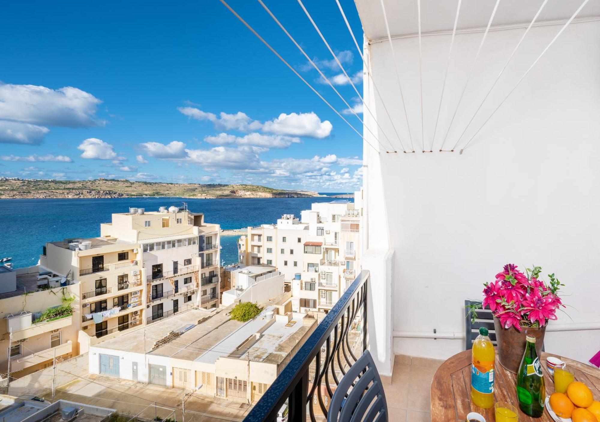 Seashells Apartments With Terrace, Just Off The Seafront In Bugibba - By Getawaysmalta San Pawl il-Baħar Zewnętrze zdjęcie